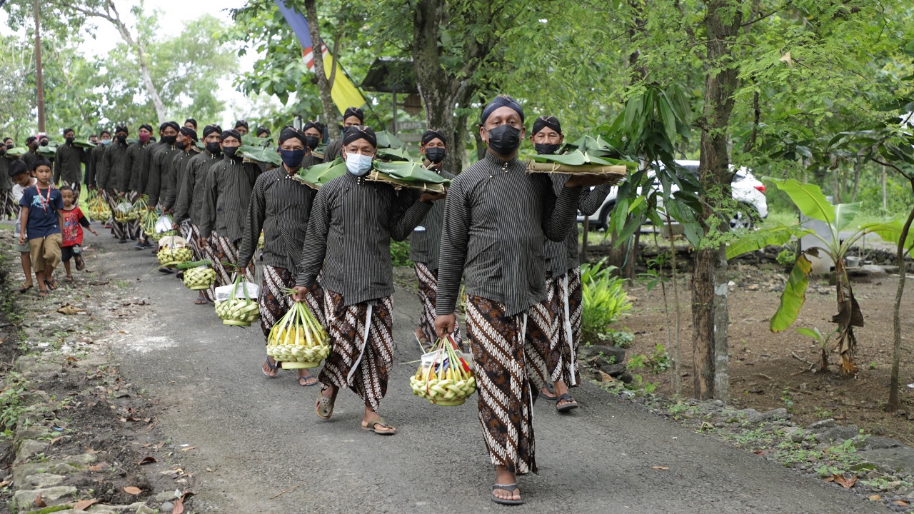 Merti Dusun Krebet, Budaya yang tetap Lestari Sebagai Bentuk Syukur Kepada Illahi