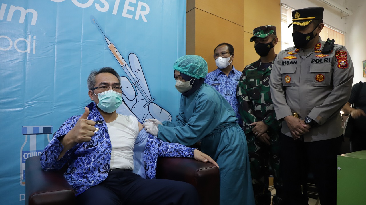 Antisipasi Varian Omicron, Bupati Bantul Launching  Vaksinasi Covid-19 Booster bagi Masyarakat