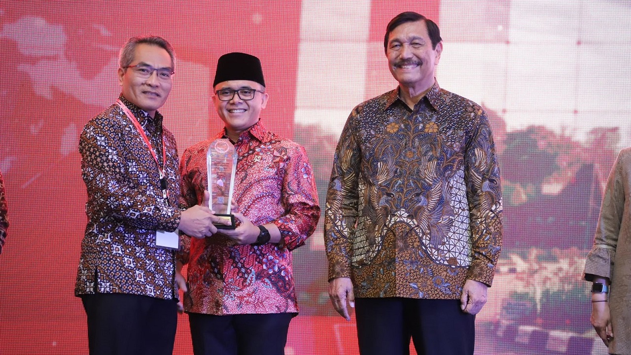 Pencapaian Indeks SPBE Tinggi, Pemkab Bantul Bawa Pulang Piala dalam Digital Government Award